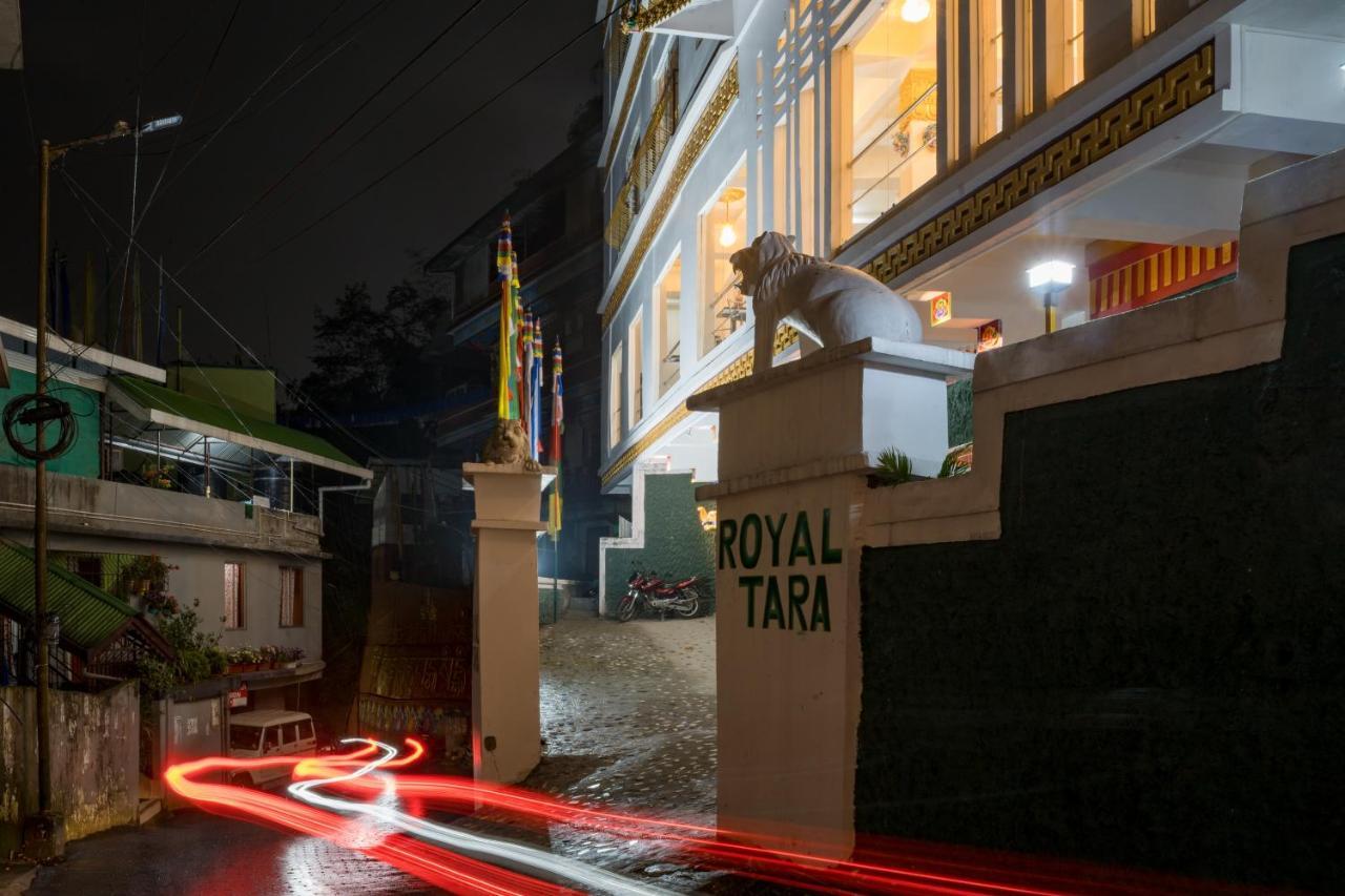 Готель Royal Tara Ґанґток Екстер'єр фото